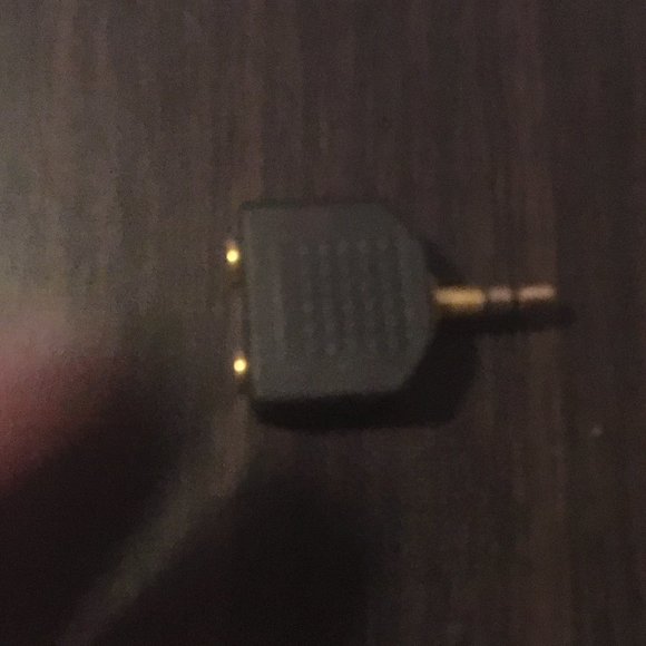 3.5mm Stereo Jack Headphone Splitter Adaptor 1 Plug to 2 Sockets - Picture 1 of 4